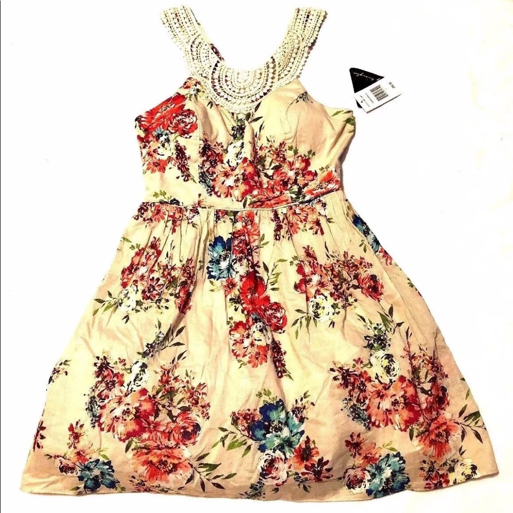 City Triangles Fit n flare dress floral lace